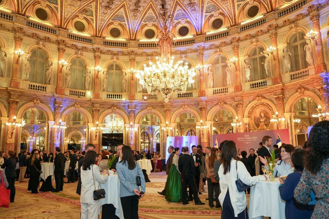 Korea National Holiday — Reception — Paris · InterContinental Opera